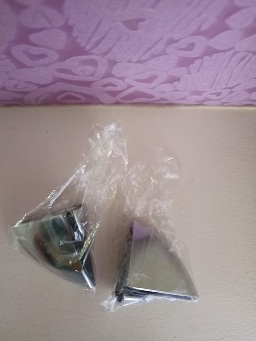 Продам держатели для полок крокодильчик