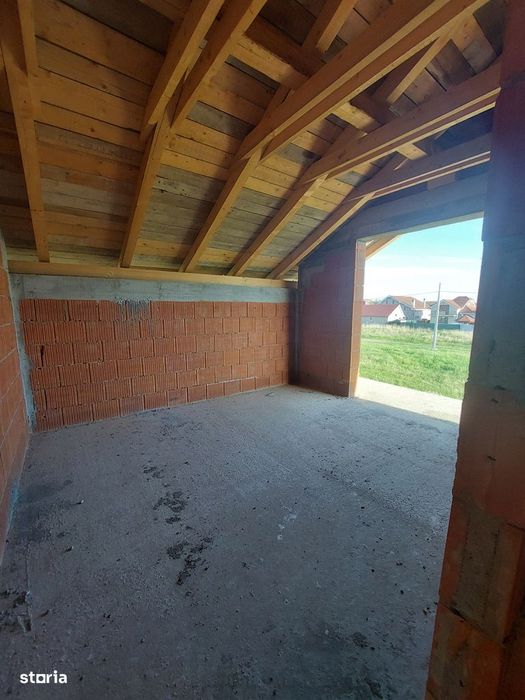 Cihei - Casă în roșu, toate utilitățile