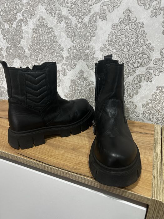 Сапоги демисезонные 34 разм