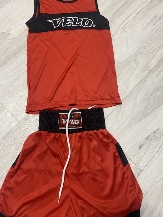 Продам костюм для бокса