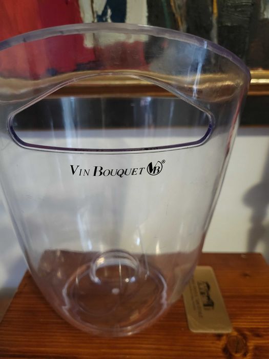 Vin Bouquet Поставка за маса за шампаниера и шампаниера за 1 бутилкa