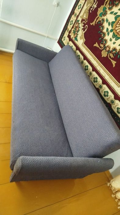 Продам диван советский