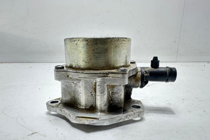 Pompa vacuum 8200577807 Renault Modus prima generatie