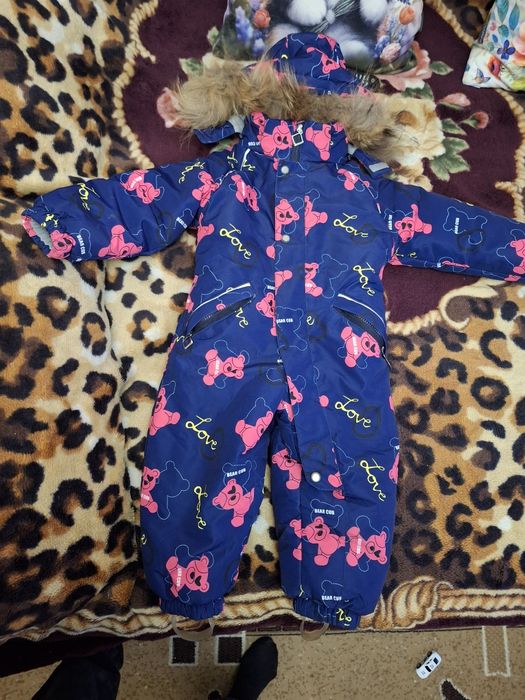 Комбинезон на девочку размер 104