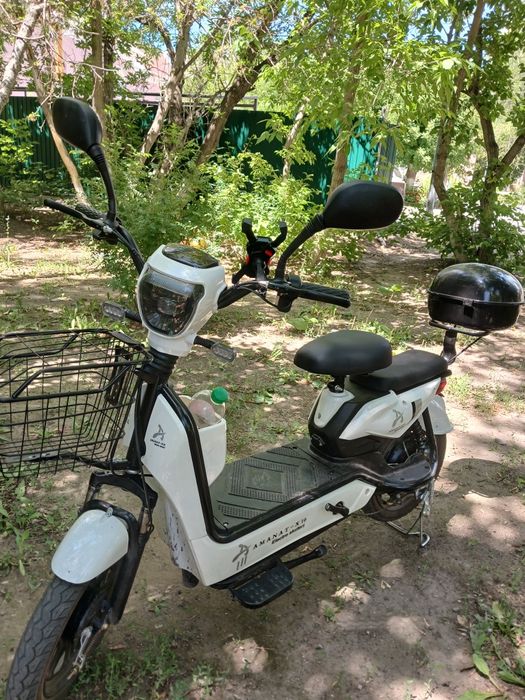 Продам электро скутер Аманат х10
