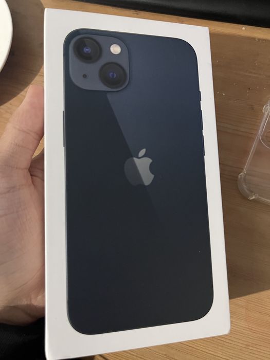 Продам IPHONE 13 256 gb