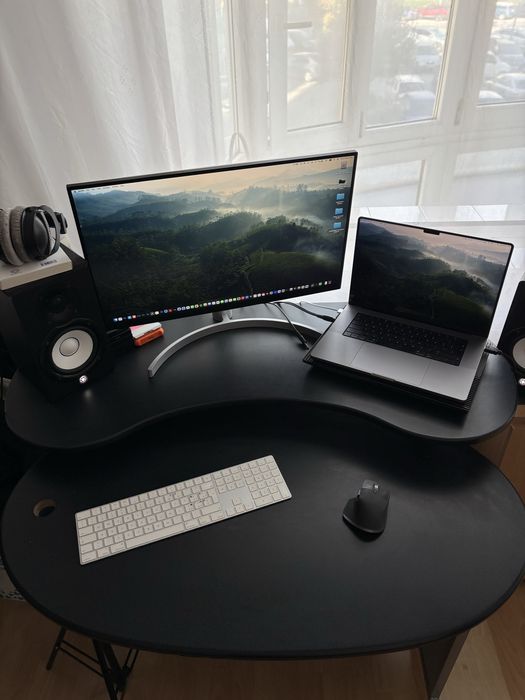 Birou si scaun - editare, gaming, programare