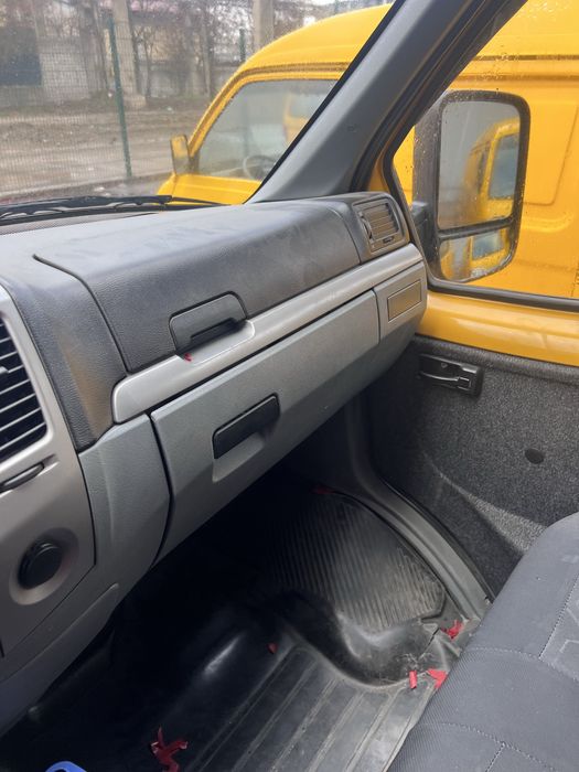 Организвция продаёт автомобиль марки Газель 2015 года выпуска