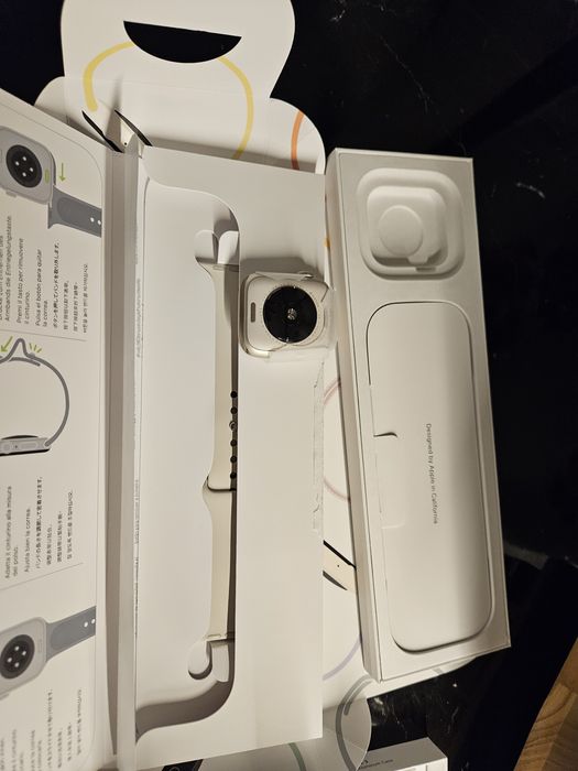 Apple watch se 3 40 mm часовник