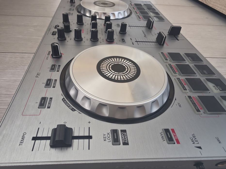 Pioneer DDJ SB2 Silver