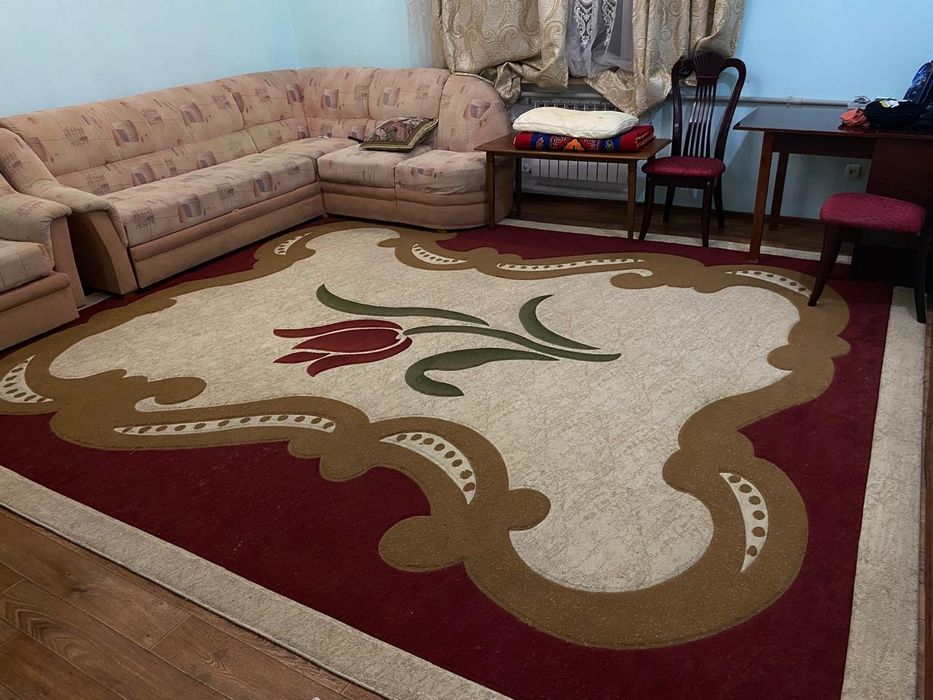 Продаётся большой ковёр