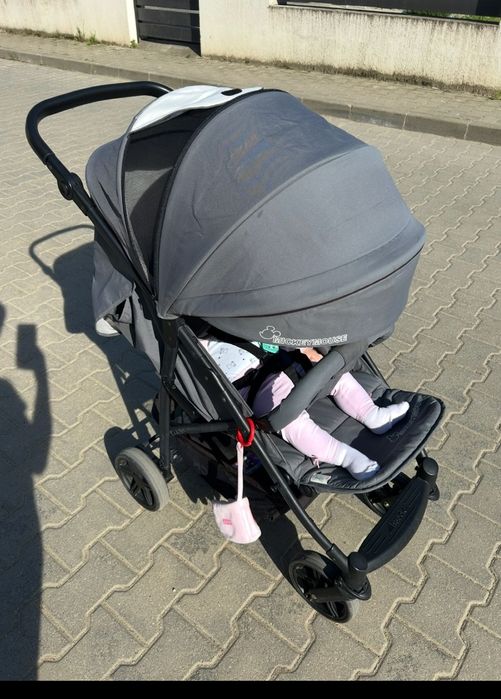 Cărucior și landou