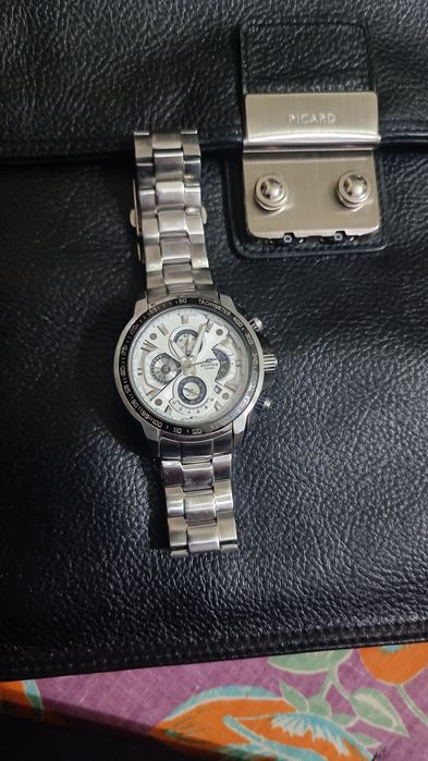 «Продаю наручные часы Casio Edifice EF-560, оригинал. Состояние хороше