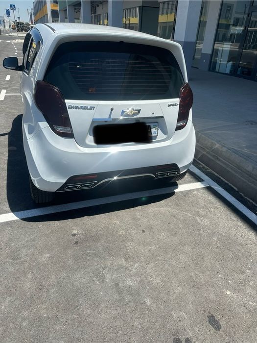 Продам Спарк 2017 года в отличном состояние