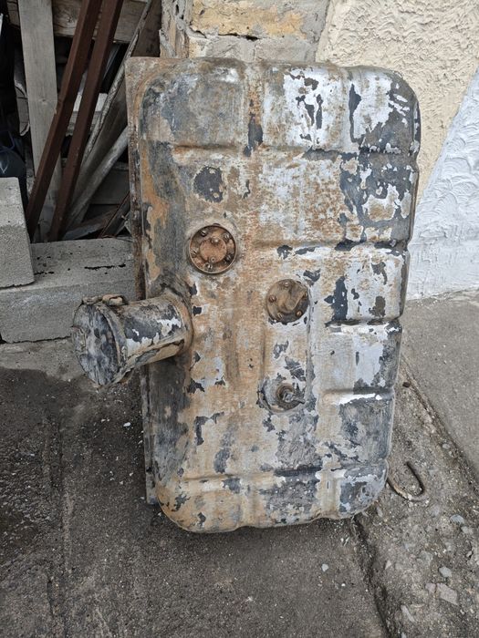Продам топливный бак с газона