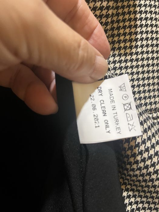 Продам брючный костюм