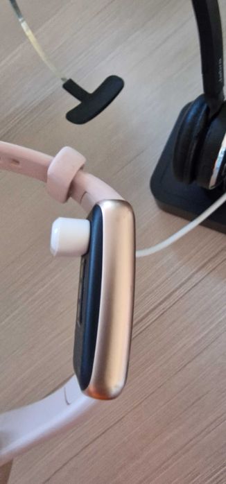 Смарт фитнес гривна-часовник HUAWEI BAND 6 SAKURA PINK – С кутия и зарядно