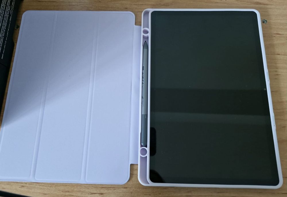 Tableta Lenovo M11