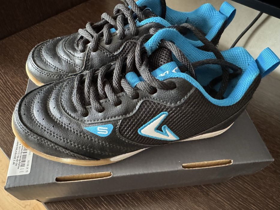 Футбольные бутсы для мальчика