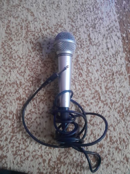 Продам микрофон в неизвестном состоянии