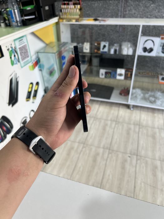 Iphone 12 radnoy srochna