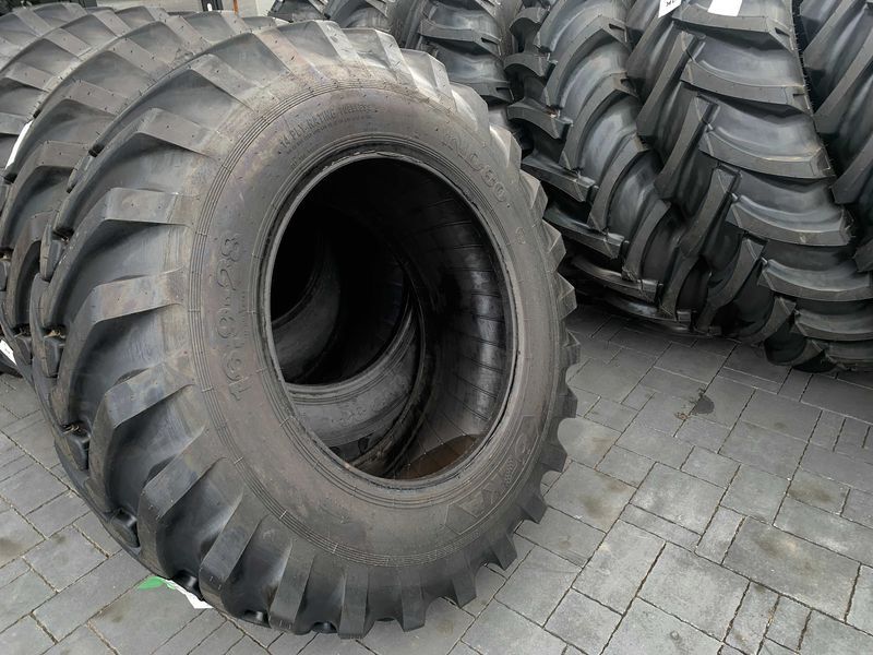 Anvelope 16.9-28, OZKA 14 pliuri, cauciucuri industriale noi, 2280 lei