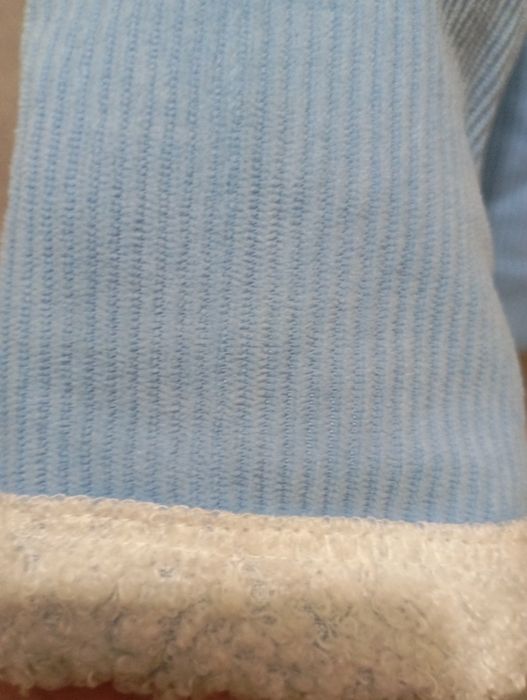 Продам женскую куртку