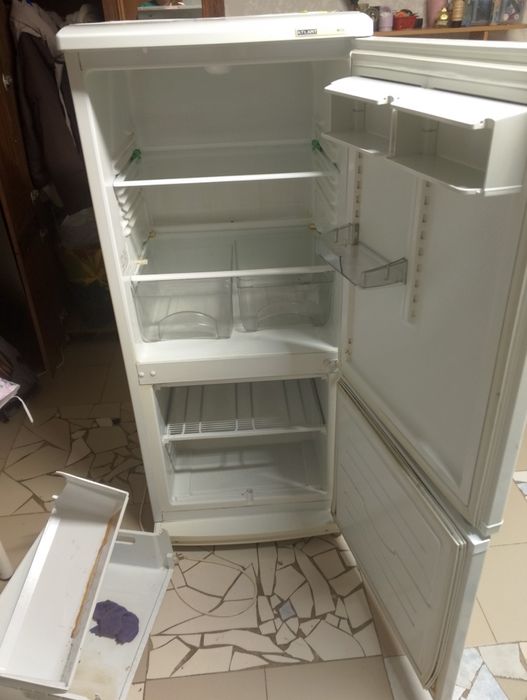 Продам холодильник