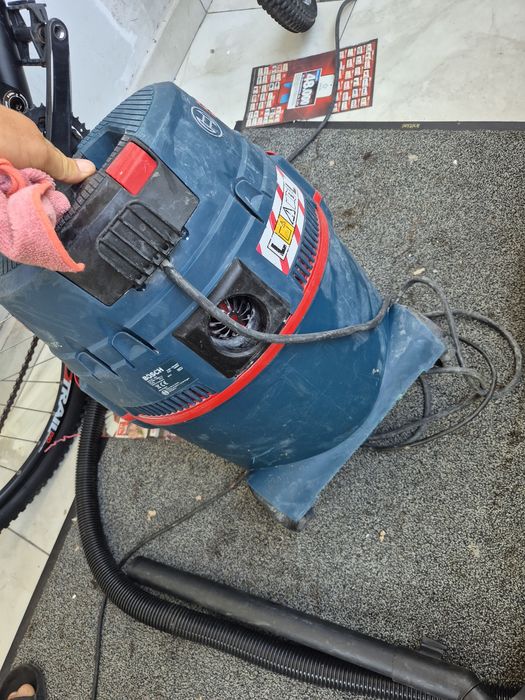 Aspirator electric bosch