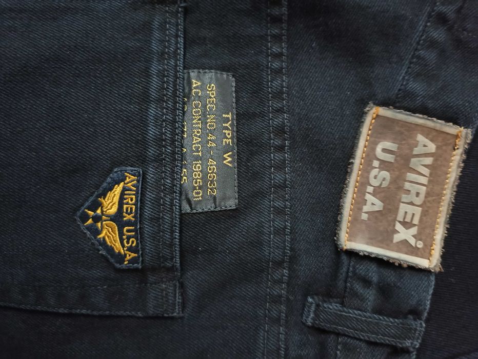 Blugi negri AVIREX marimea 32