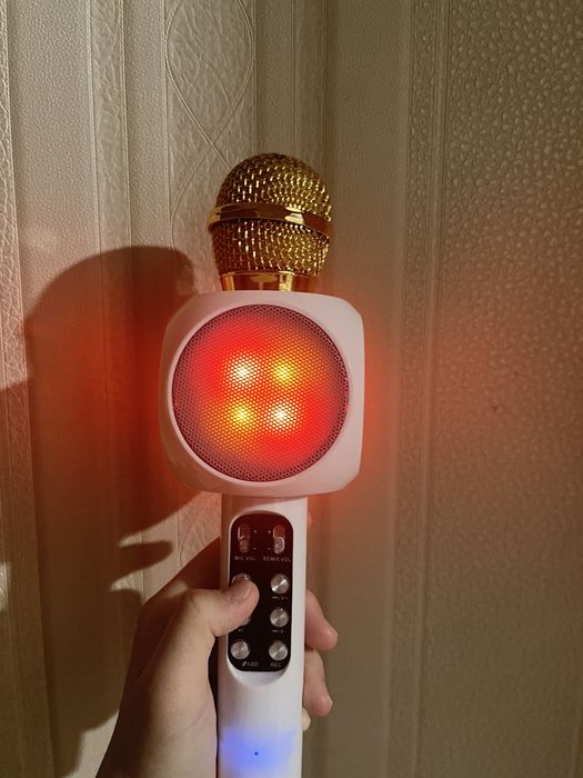 Продам колонку разноцветный