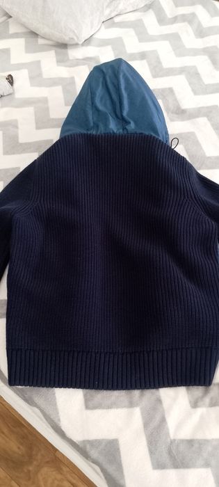 Продавам мъжко оригинално яке на Just cavalli