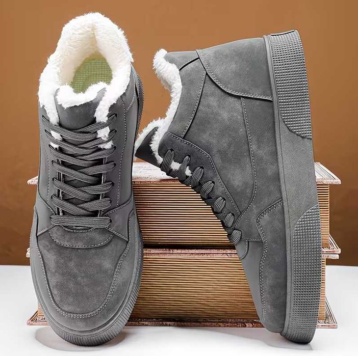 Прочные зимние теплые кроссовки средней высоты - черный верх и подошва