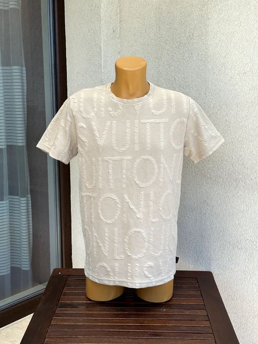 Мъжка тениска Louis Vuitton - размер М, Отлично състояние