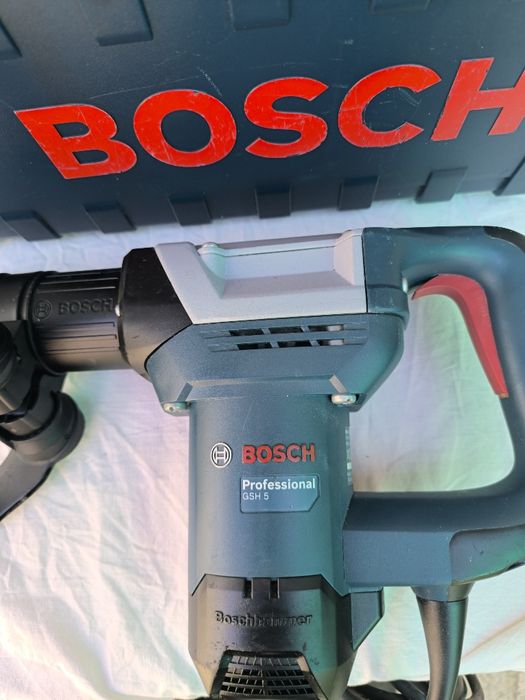 Къртач Bosch GSH 5 SDS Max 1100w 7,5J