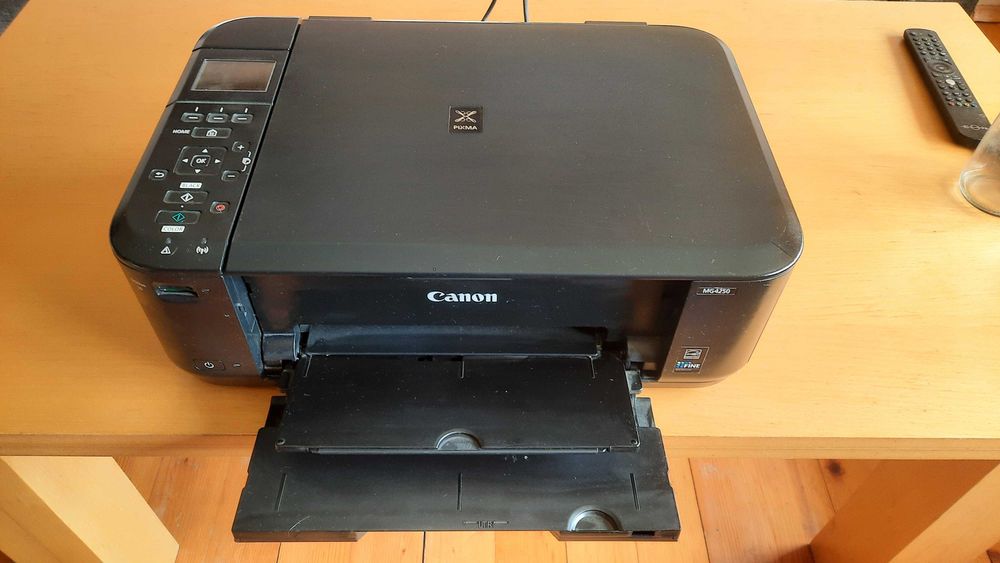 Принтер, скенер, копир (многофункционално устройство) Canon Pixma MG4250