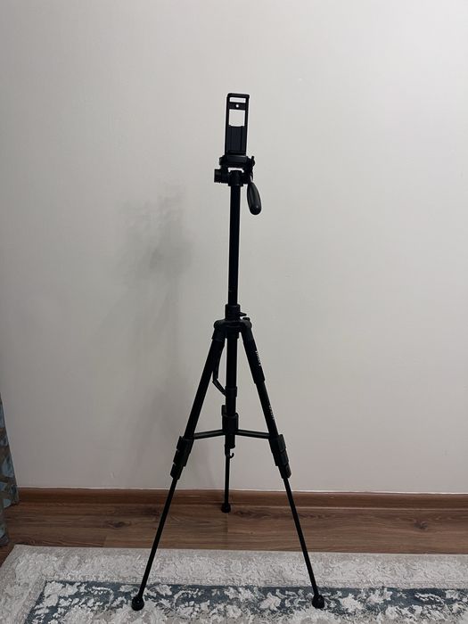 Продам штатив Jmary