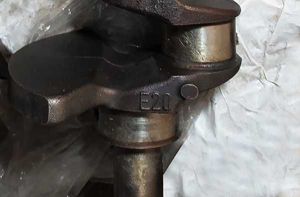 Коленвал E20 на двигатель M111