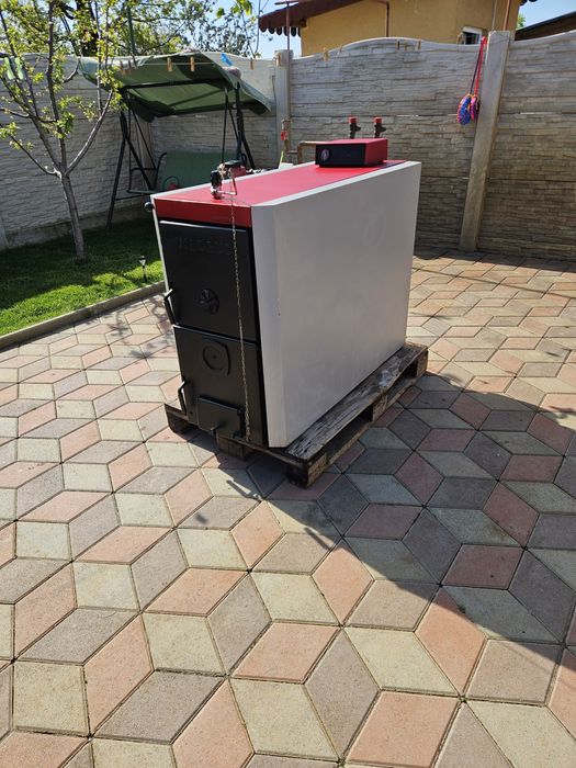 Vând centrala   viadrus 50 kw