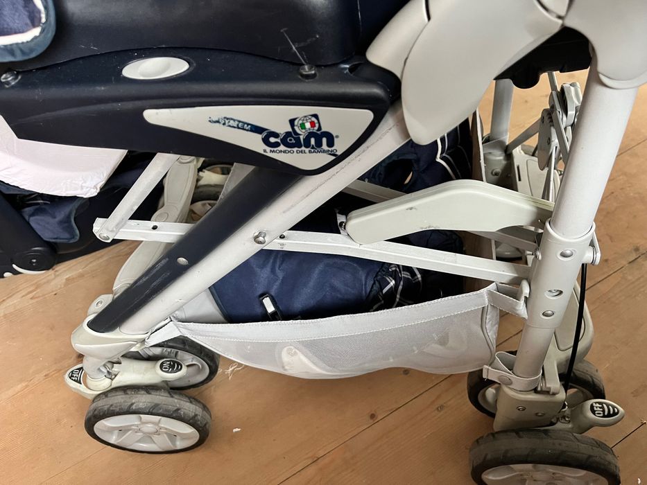 Cărucior + scoică bebe