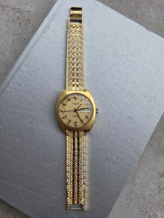 Стар ръчен часовник Longines