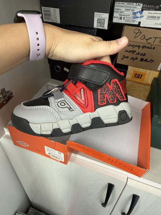 Весенние ботинки