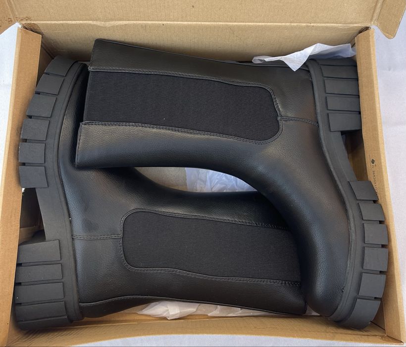 Дамски черни боти