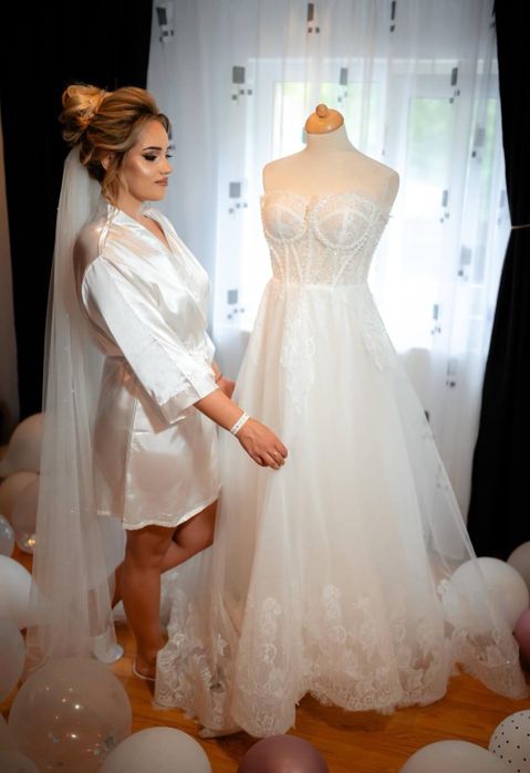 Vand rochie de mireasa