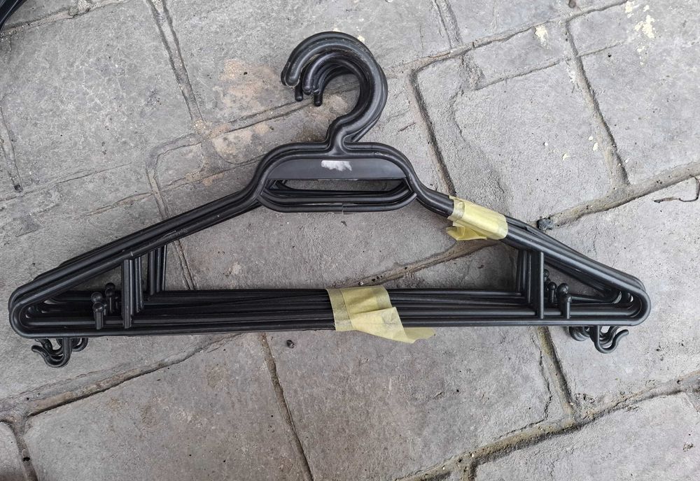 Закачалки за дрехи