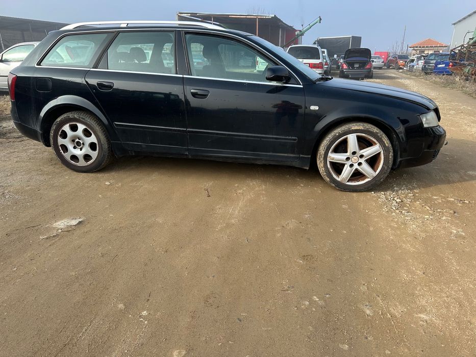 Audi A4 на части