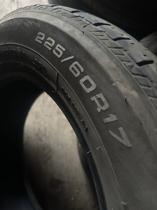 Шины 225/60R17 (2шт)