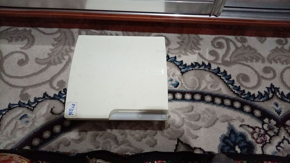 Uyinlari 10 dan ortiq