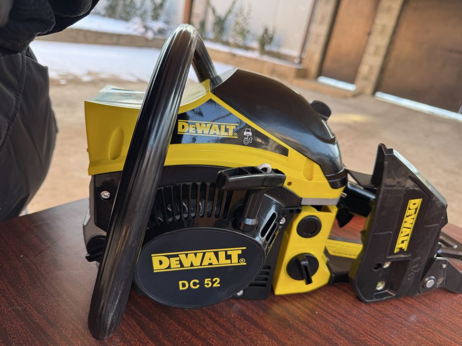 Пила цепная DeWALT DCMCS575N-XJ