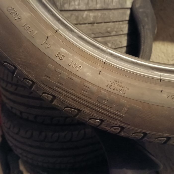 Летни гуми 245/45/18-2 броя 70 лева